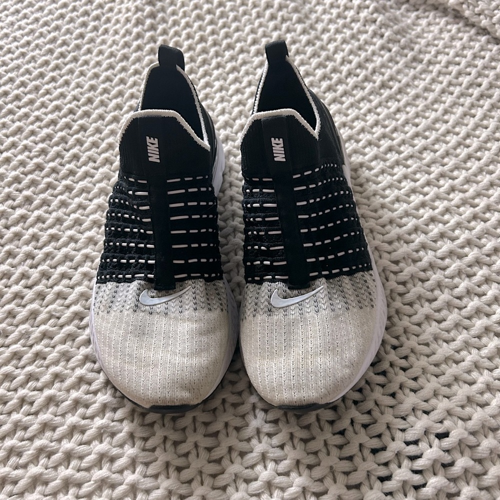 Nike React Phantom Run Flyknit 2